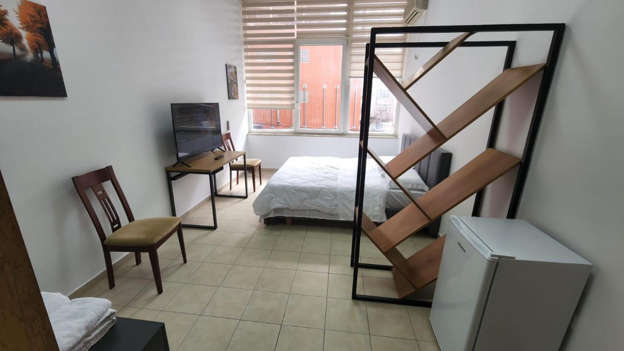 Kalpazo Home Skanderbeg Square Tirana Exterior photo